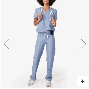 Figs Heather Indigo Scrub Set (XS top, S tall pants)